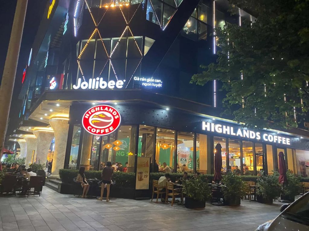 highlands coffee vinh centre 1
